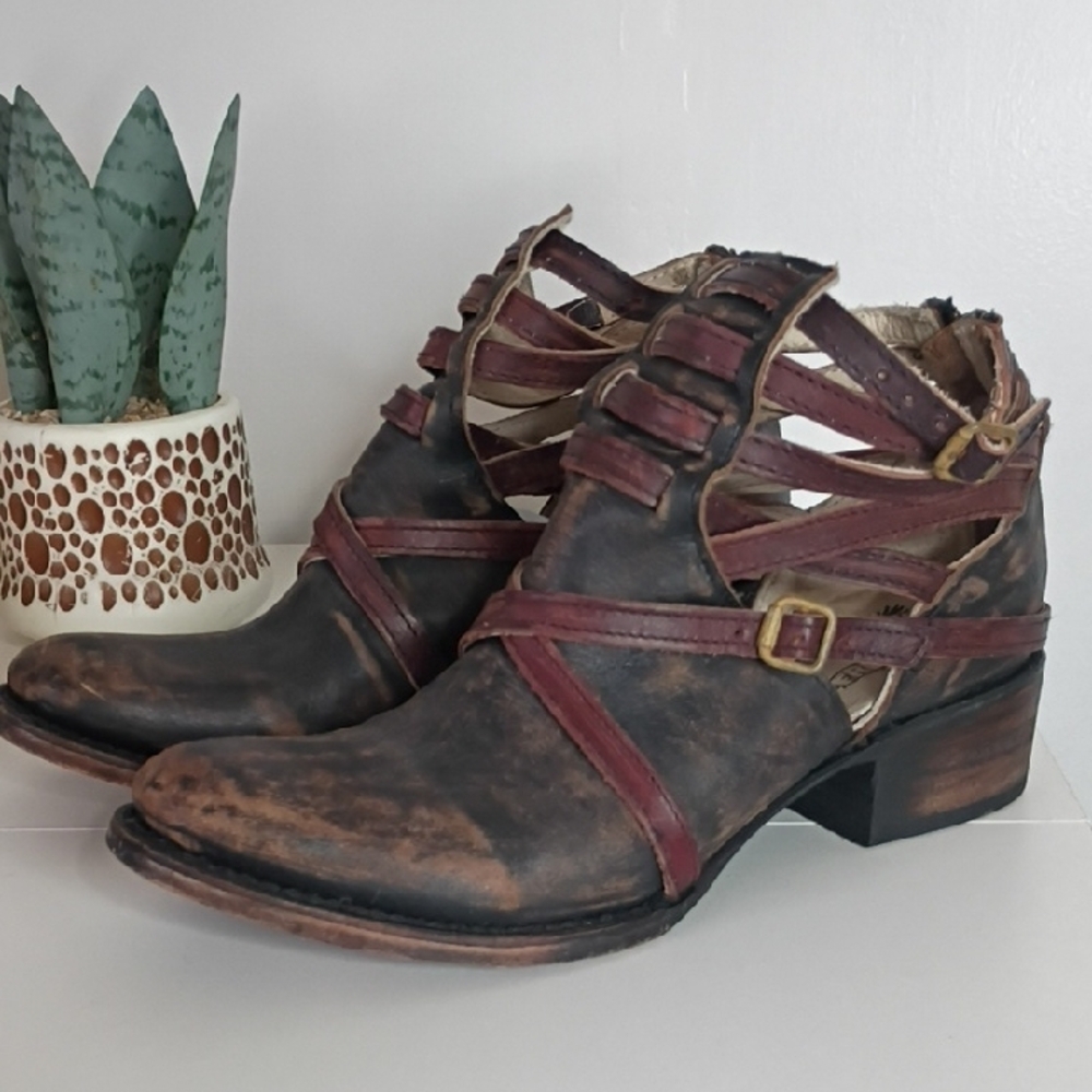 Freebird by Steven Size 7 Brown Distressed Leather Ankle Boots Western Boho